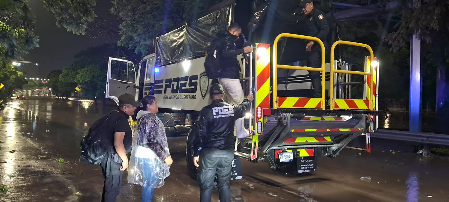 POES moviliza a 210 policías y 70 unidades en operativo por lluvias en Querétaro