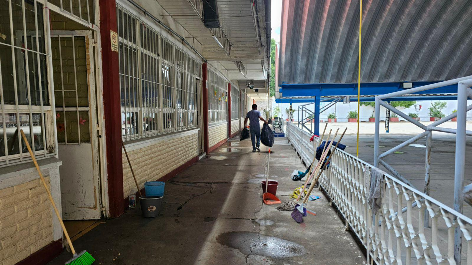 USEBEQ implementa plan de acción tras afectaciones por lluvias en escuelas de Querétaro