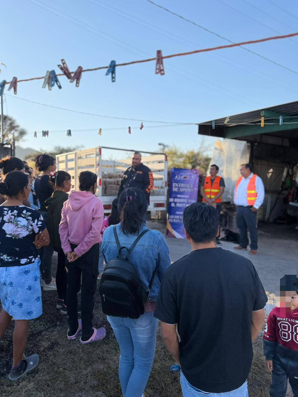 𝔼𝕟𝕥𝕣𝕖𝕘𝕒 𝕕𝕠𝕟𝕒𝕔𝕚𝕠́𝕟 𝕕𝕖 𝕔𝕖𝕞𝕖𝕟𝕥𝕠 𝕃𝕖𝕠𝕟𝕖𝕝 “𝐄𝐋 🫶🏻 𝐏𝐀𝐒𝐓𝐎𝐑” 𝕖𝕟 𝕝𝕒 𝕔𝕠𝕞𝕦𝕟𝕚𝕕𝕒𝕕 𝕕𝕖 𝔼𝕝 ℂ𝕠𝕥𝕠