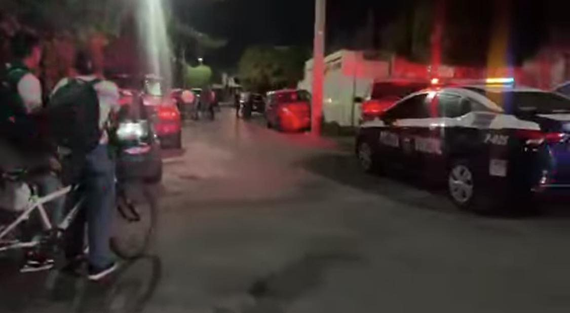 Localizan a hombre sin v¡d@ en banqueta de San Pedro Mártir